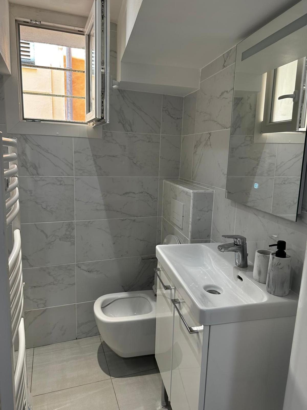 Apartmán F2 Quartier Des Arts St Raphael Saint-Raphaël Exteriér fotografie
